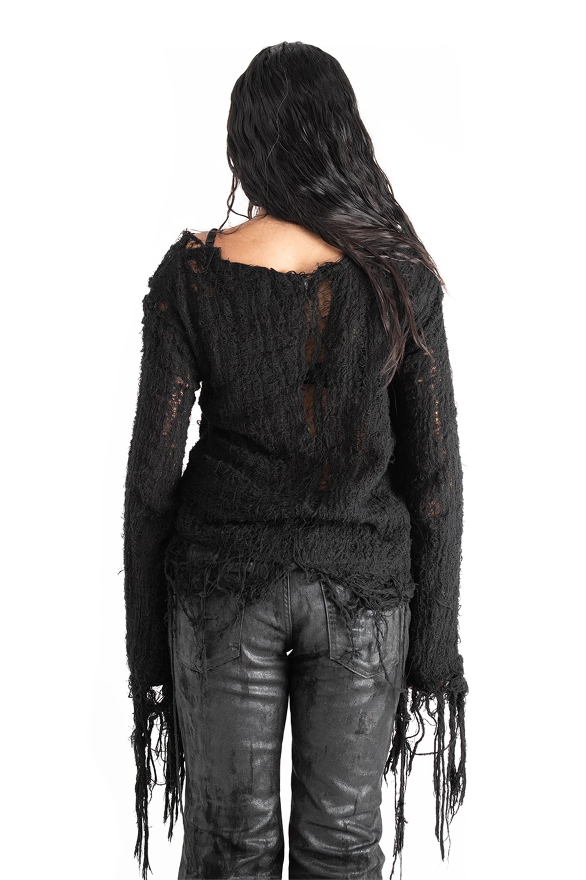 DISTRESSED KNIT
