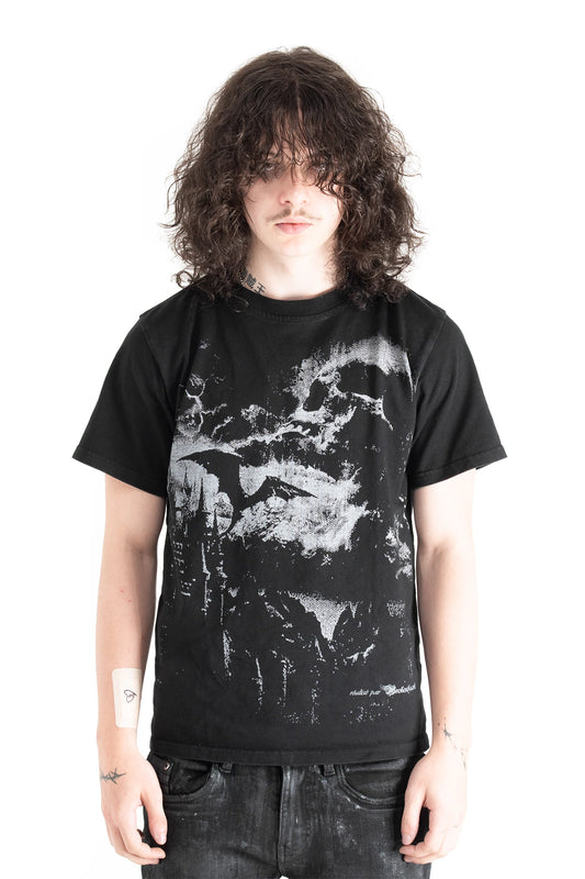 GRAPHIC TEE